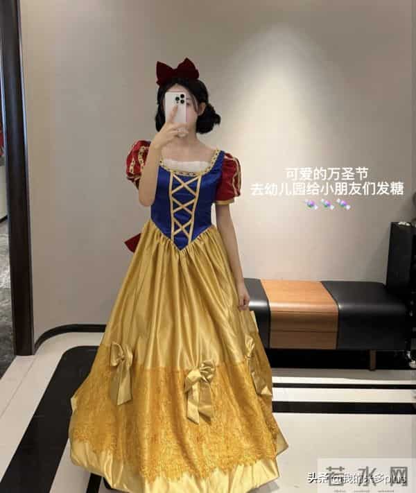 潘玮柏老婆参加幼儿园活动,5岁女儿好可爱,宣云穿公主装像姐姐