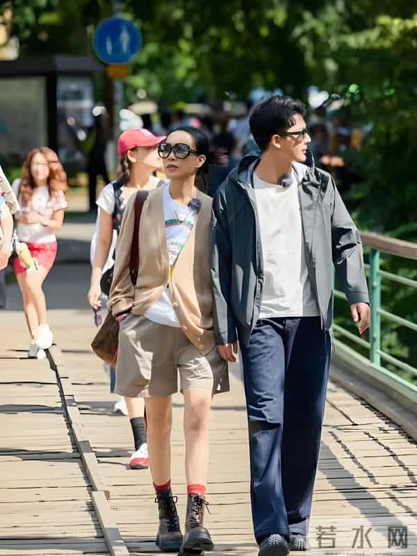 31岁张晚意坦言晚婚焦虑,一句“差出去一代人”戳中多少年轻人