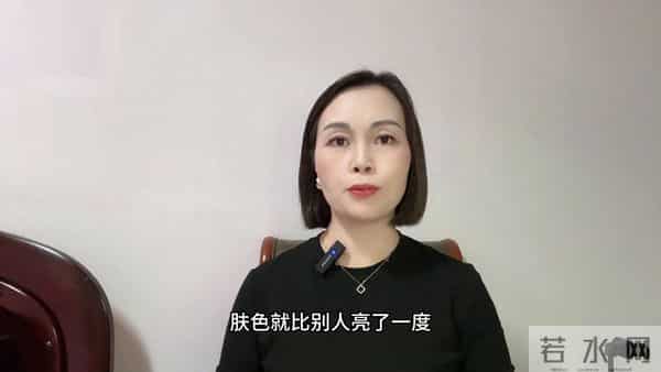 42岁蒋欣彻底赢麻了！