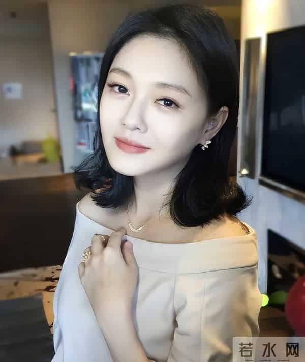 不要成为第二个大S!42岁暴瘦脱相崩溃大哭的蒋欣,给大家提了醒