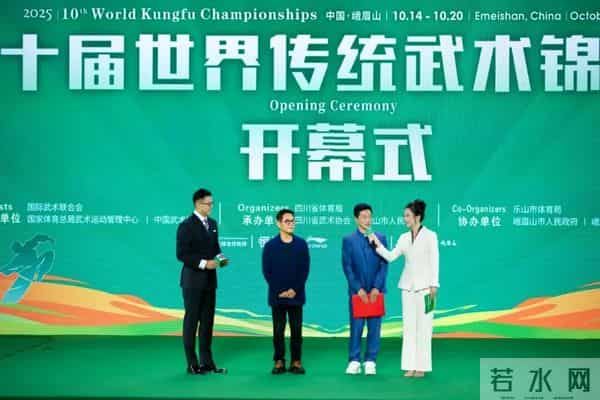 李连杰脱衣辟谣“换心脏”传闻；近期其发布多条视频精神饱满、头发乌黑，与年初憔悴状态对比鲜明引猜测