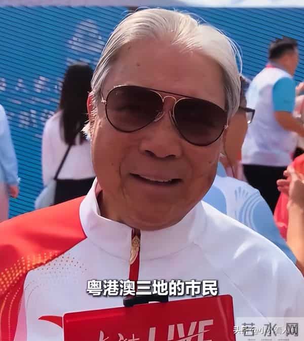 郭晶晶也没想到,79岁公公霍震霆再破天花板,让整个豪门圈沉默了