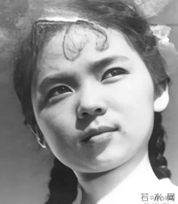 “王芳”刘尚娴：因参演《英雄儿女》爆红，如今83岁的她生活幸福