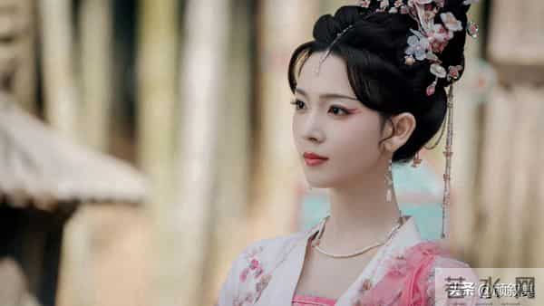 陈瑶这古装造型直接美到我心坎里！
