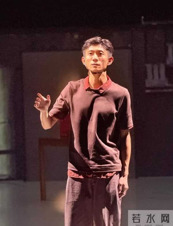 面相变了？33岁张一山终于长开了，杨紫要“避嫌”了