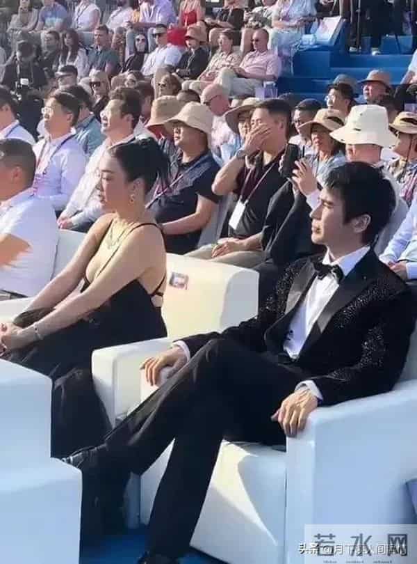 钟丽缇本人好壮,终于把她老公熬成大叔了看不出她老公比她小12岁