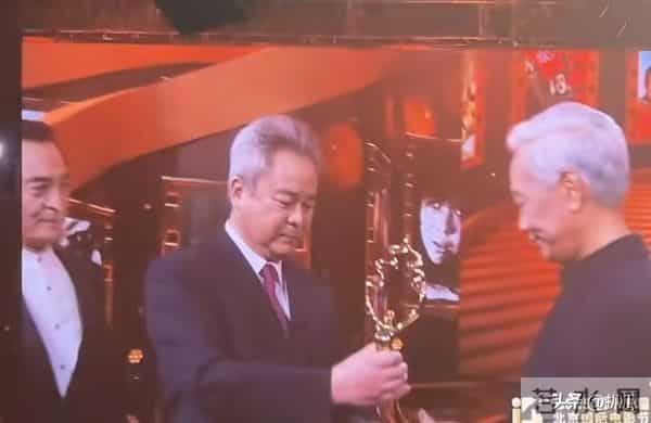 演员祝新运:凭借潘冬子火遍全国,却娶了离异还大3岁的妻子