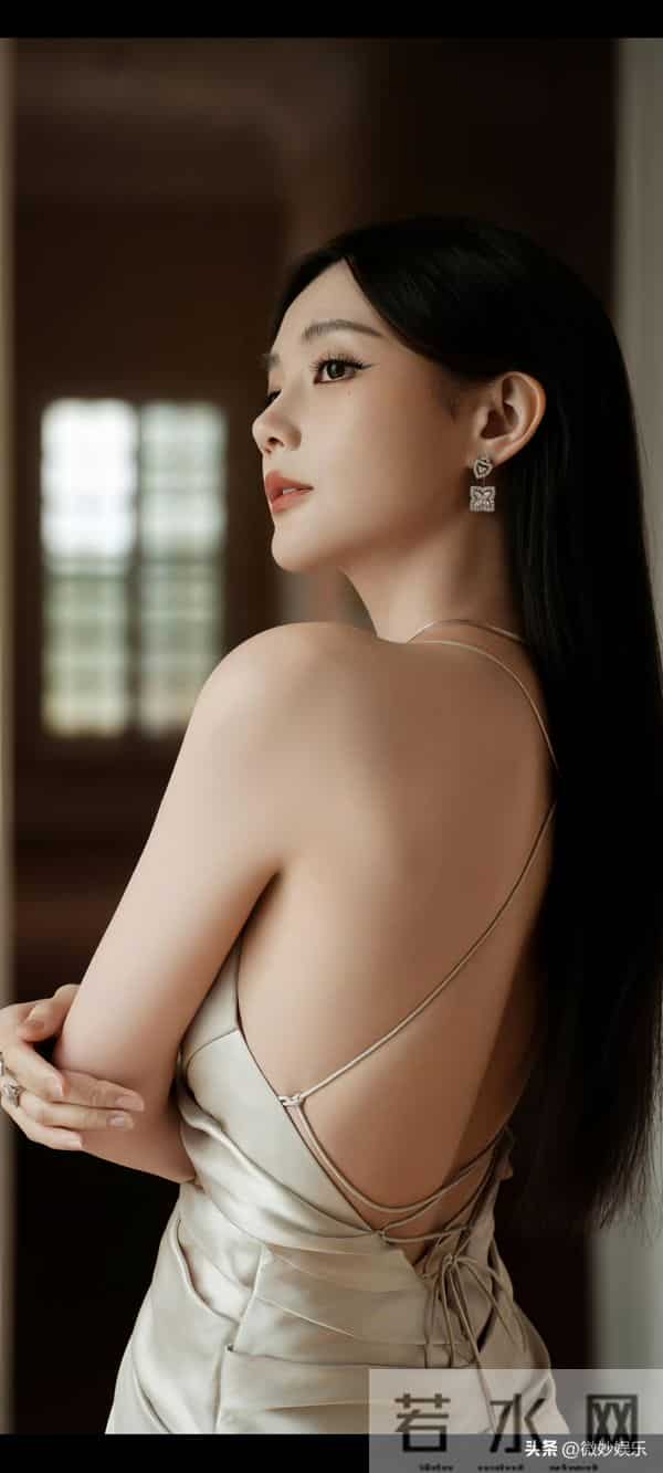 李一桐高清性感写真来啦!