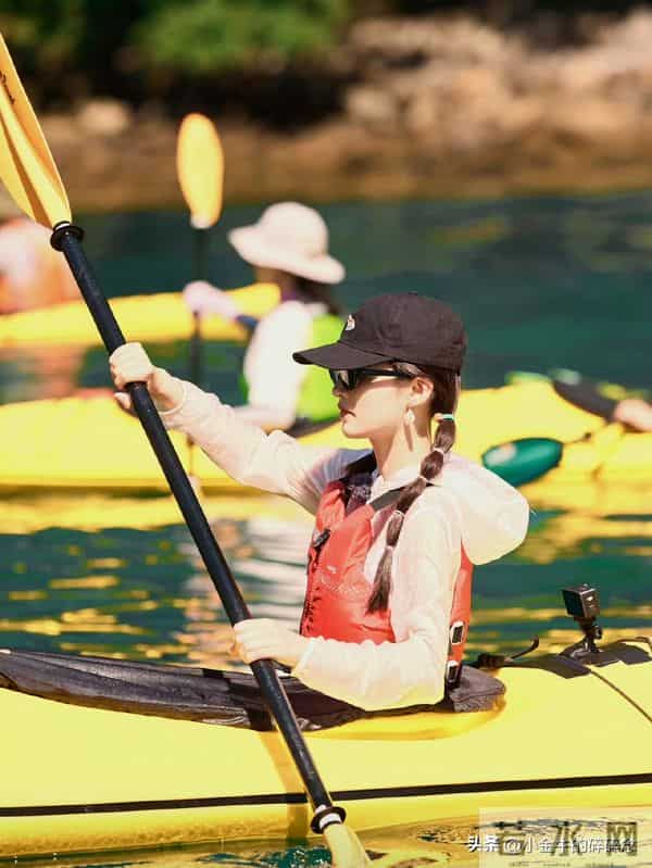 《花少》挪威穿搭合集,来看看明星们秋冬出游穿搭