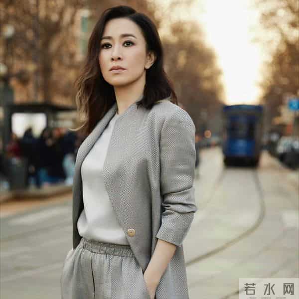 拒嫁豪门、勇甩陈浩民郑嘉颖，50岁不婚不育的佘诗曼，才是真狠人