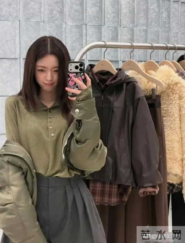 申有娜黑丝高跟鲨疯了!这大长腿P都P不了这样!