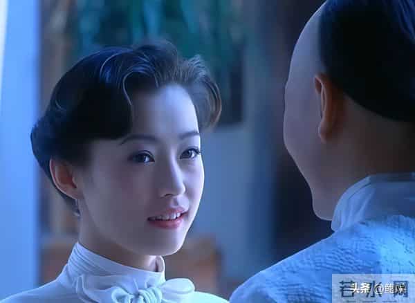 没有对比就没有伤害,辛芷蕾发文怒怼“郝蕾”,其中胜者不言而喻