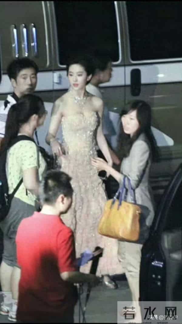 这可是生图啊,不敢想象刘亦菲本人到底有多美