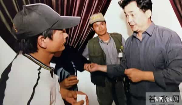 演员祝新运:凭借潘冬子火遍全国,却娶了离异还大3岁的妻子