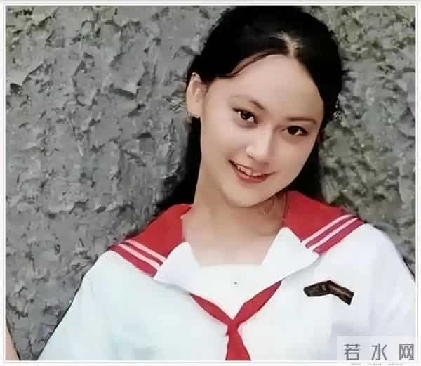 抛弃重病丈夫,甩掉著名导演,55岁再嫁比利时豪门的她现状怎样了