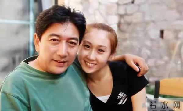 女孩别低嫁，水亦诗嫁邹阳，婚后生活显辛酸，租房带娃憔悴不堪