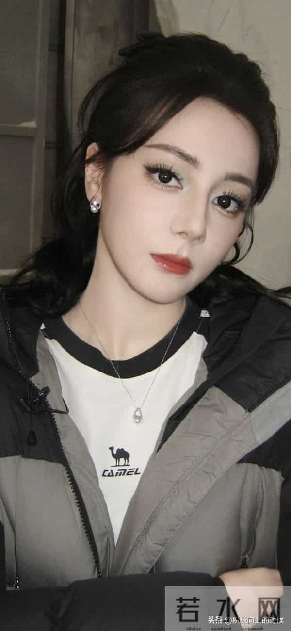 迪丽热巴|大长腿