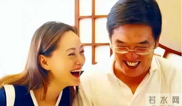 抛弃重病丈夫,甩掉著名导演,55岁再嫁比利时豪门的她现状怎样了