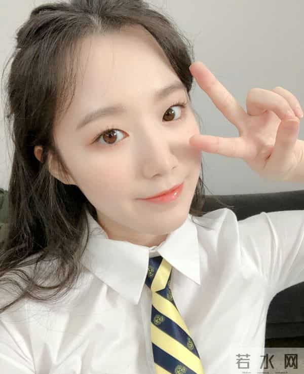 颜值实力双在线却不火?叶舒华成内娱“意难平”