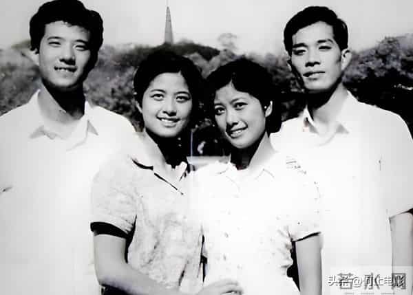 为初恋丁克半生，51岁再婚生下一双儿女，如今活成女人羡慕的模样