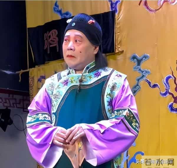 风水轮流转!郭德纲一天官宣3个新身份,早已不是全网骂的小丑了