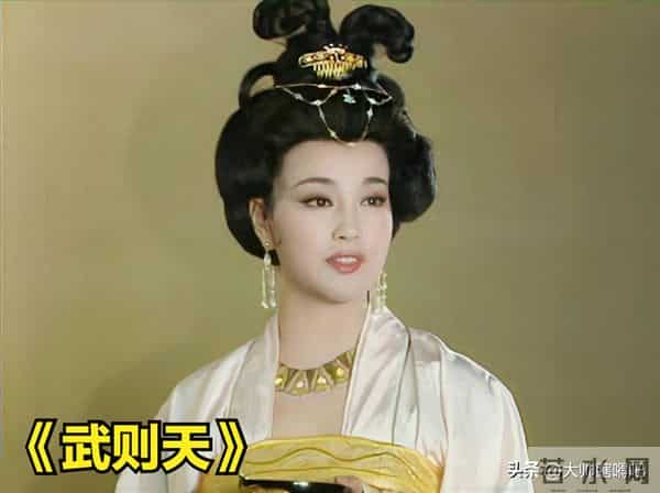 70岁还演少女,20岁开始演少女的刘晓庆,又在网剧中演少女