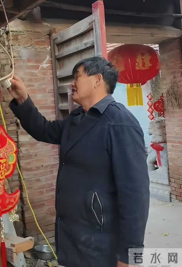 钱再多有什么用？56岁大衣哥开始走下坡路，背后真相太现实