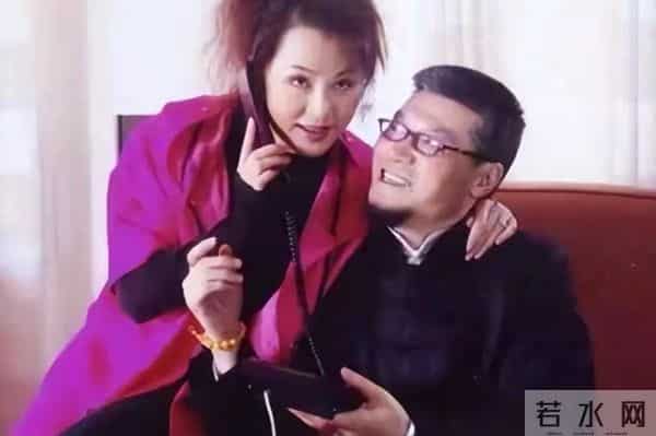 19岁嫁豪门，20岁生儿子，月子没坐完就逃离豪门，如今过得如何了