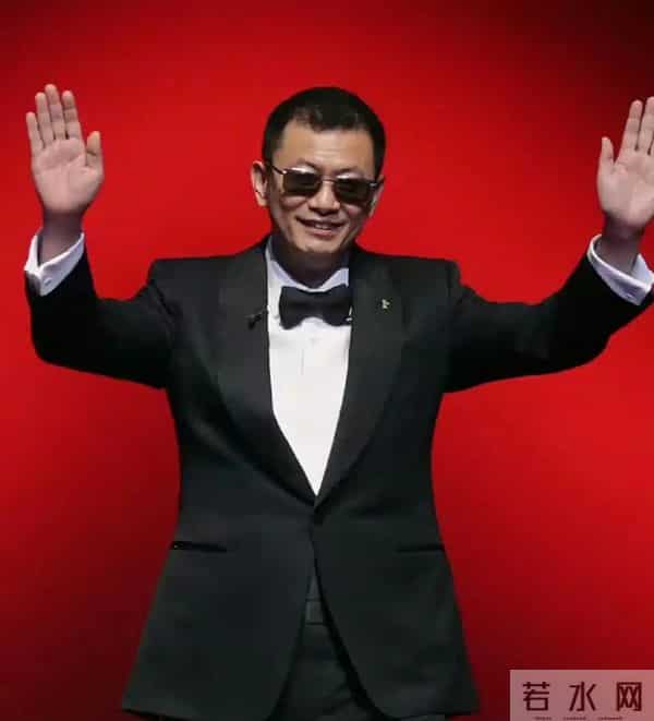 古二摊牌了!王家卫再曝丑闻,开黄腔只是冰山一角,牵扯陈坤周迅