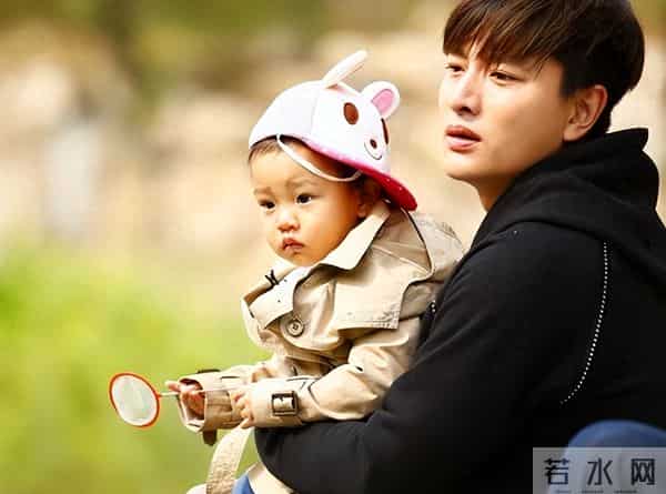 为了赚钱尊严都不要了？贾乃亮新助理神似前妻 如今的下场不怨别人