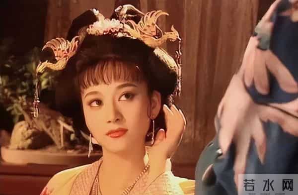 她美过刘晓庆,却选择下嫁给穷小伙,婚后毁容成面瘫,如今怎样了