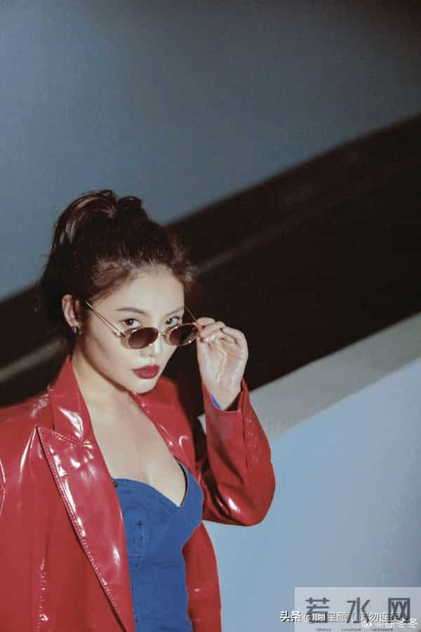 徐冬冬 大嫂美起来很上头 红裙倩影 化身温柔萌妹