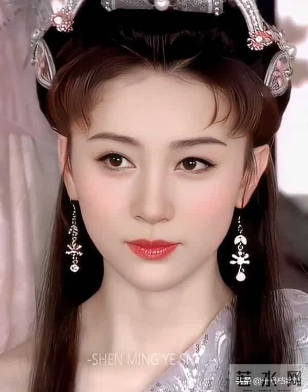 73岁导演尤小刚三婚两离，娶小30岁美女演员，64岁老来得子终圆梦