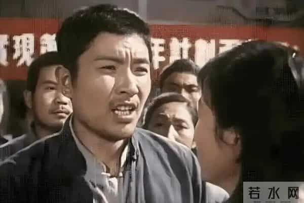 从草根到国家一级演员,拍戏赚的钱给老婆,但帅气儿子成他的心病