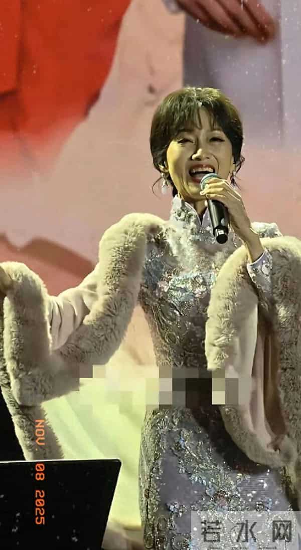 赵雅芝能不能不要出来吓人了高清镜头下手臂青筋暴出又干瘪无美感