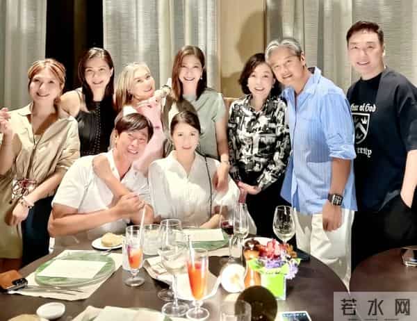 新加坡一哥李南星61岁生日,换了新发色仍很帅,范文芳李铭顺现身