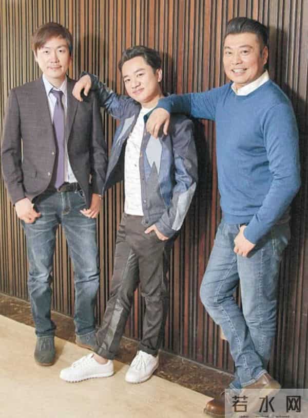 香港知名谐星被偶遇，12月在内地举办个唱，被好友指赚钱多又吝啬