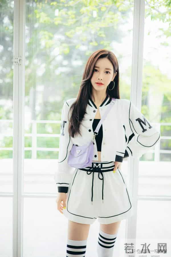 孙允珠-时尚 第736期