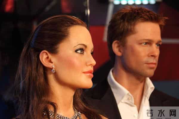 皮特朱莉八年离婚终落幕，酒庄之争未停歇，3500万索赔引热议