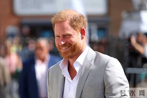 嫁进王室7年,梅根重返好莱坞演戏,哈里非常支持她的决定