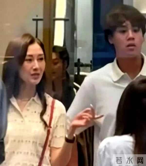 何超琼面前丢光的面子,被14岁儿子找回来了,李嘉欣才是人生赢家