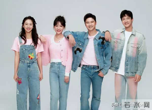 田亮晒照为儿子庆生,14岁田宸宇阳光帅气,身高近180全家最高