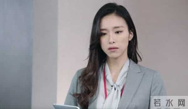 TVB前长腿女神晒近况！四个月大女儿撞脸蒙奇奇，婚后三年抱俩