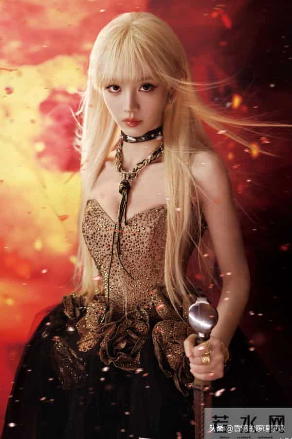 甜妹天花板 vs 四千年美女!田曦薇鞠婧祎谁更受网友喜欢?