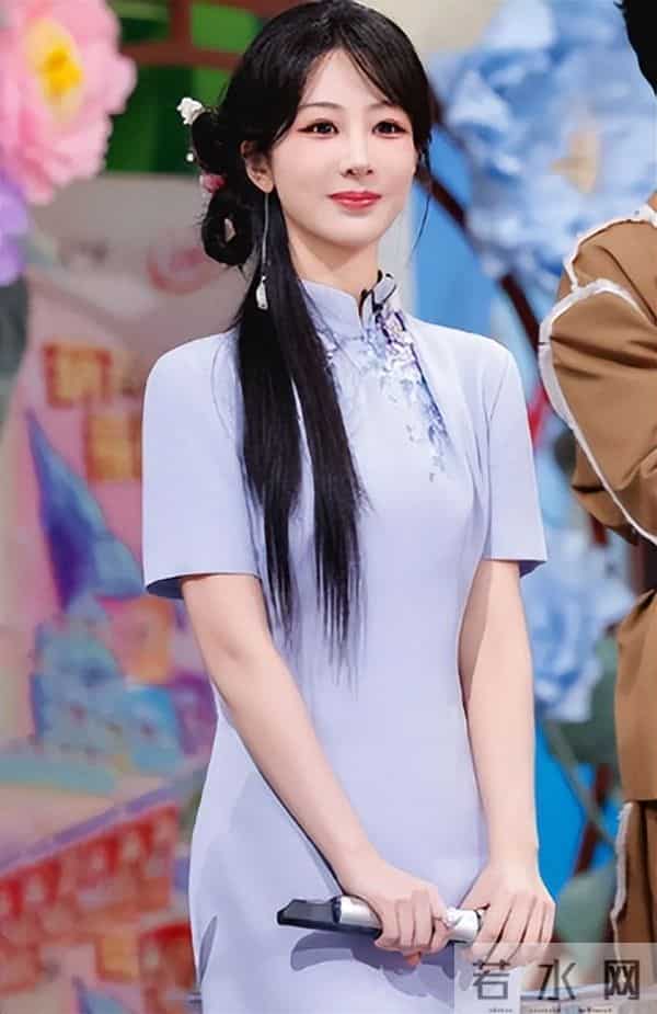 官媒公开“点名”,揭开33岁杨紫真实处境,秦俊杰那番话真没说错