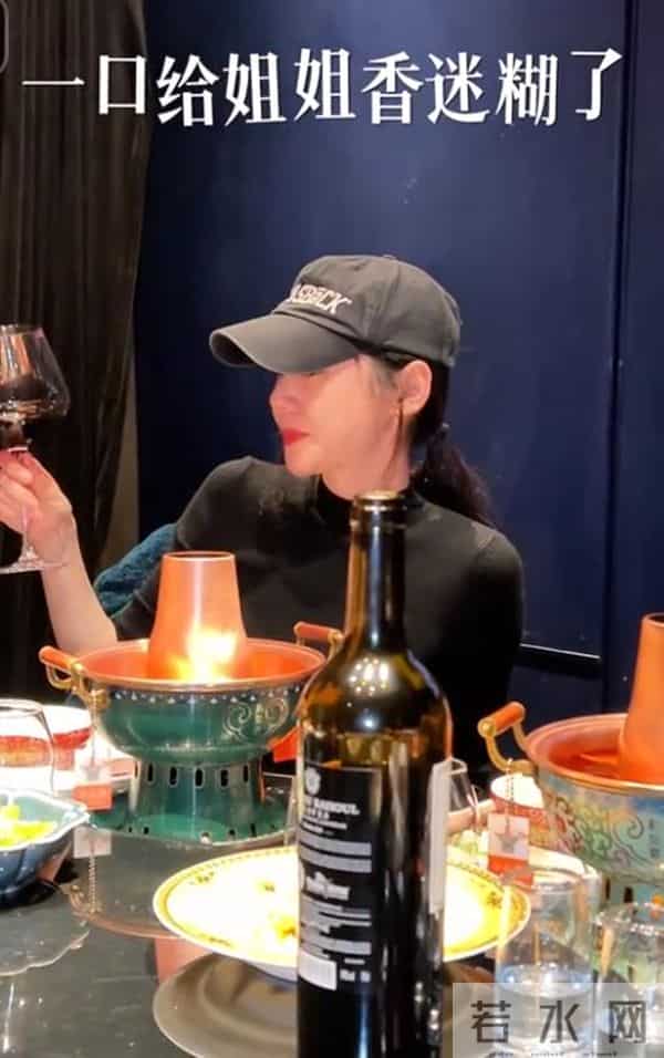 于晓光夫妇北京请客,秋瓷炫从韩国回来面相变了,脸没以前扛镜头