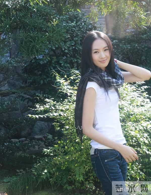 分手22年,40岁的童谣高调官宣喜讯,早已成为张默高攀不起的存在