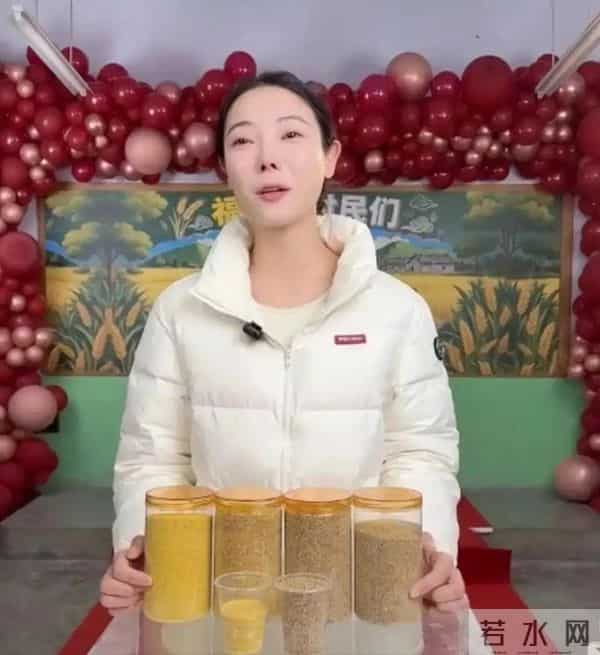 爆火仅4个月，李福贵再次让全网“刮目相看”，董宇辉的话应验了