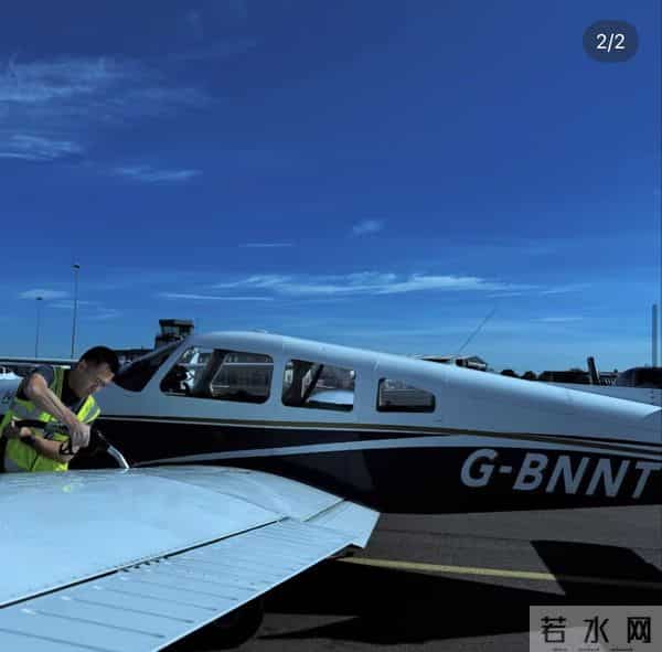 刘銮雄长子移居英国晒近照,两鬓花白身姿健硕,在当地陪子女生活