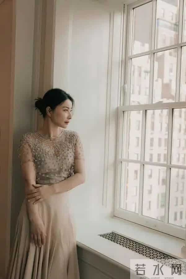 霍震霆没想到，官宣新身份没多久，儿媳郭晶晶再次让阔太圈沉默了